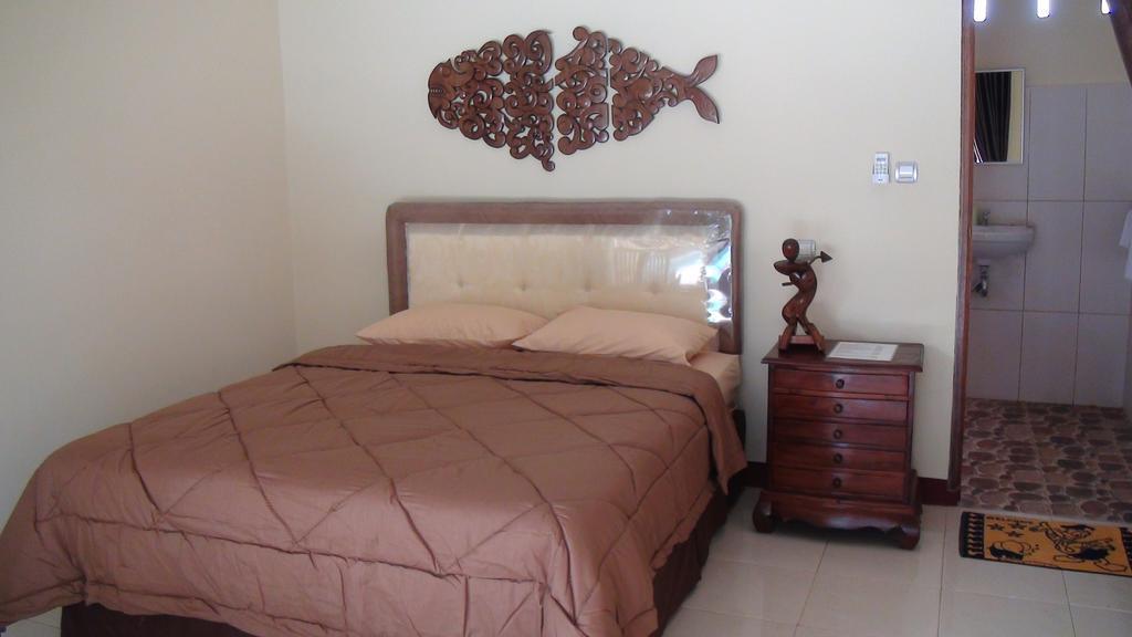 Villa Yukie Senggigi Montongbuwoh Oda fotoğraf