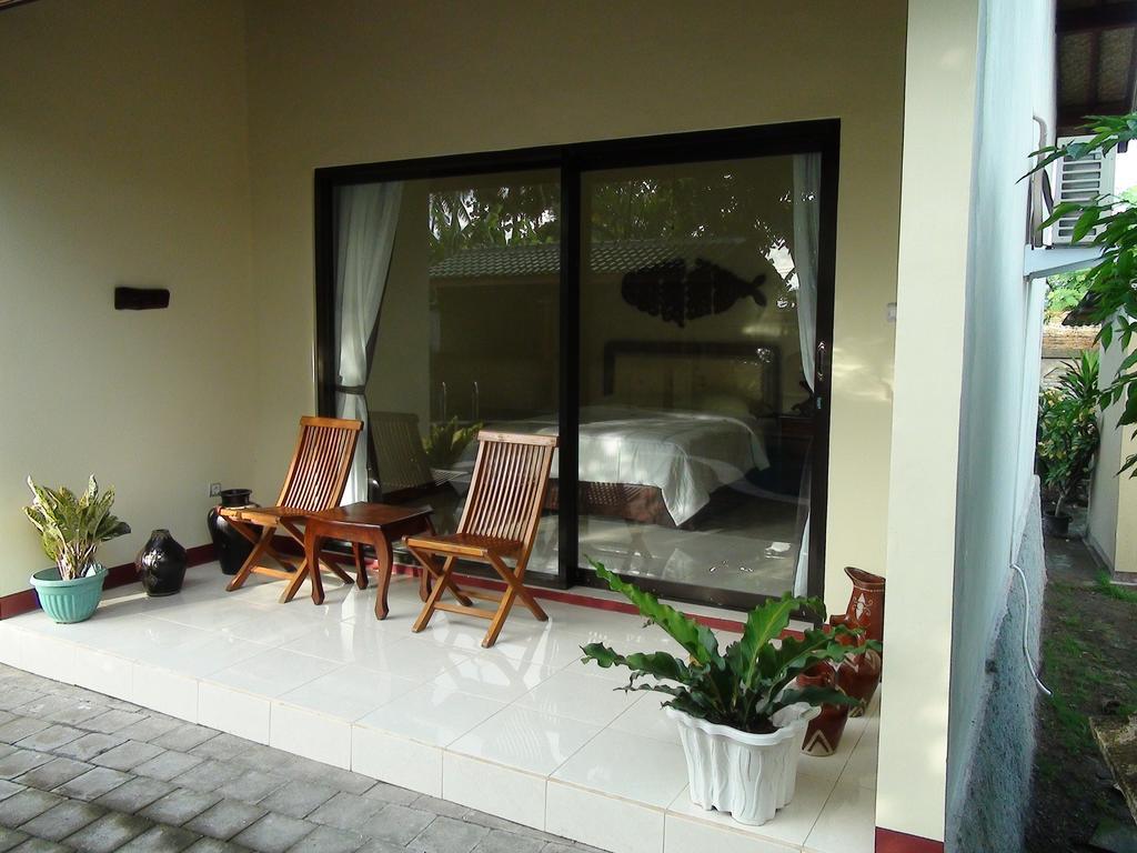 Villa Yukie Senggigi Montongbuwoh Oda fotoğraf
