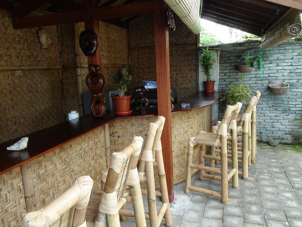Villa Yukie Senggigi Montongbuwoh Dış mekan fotoğraf