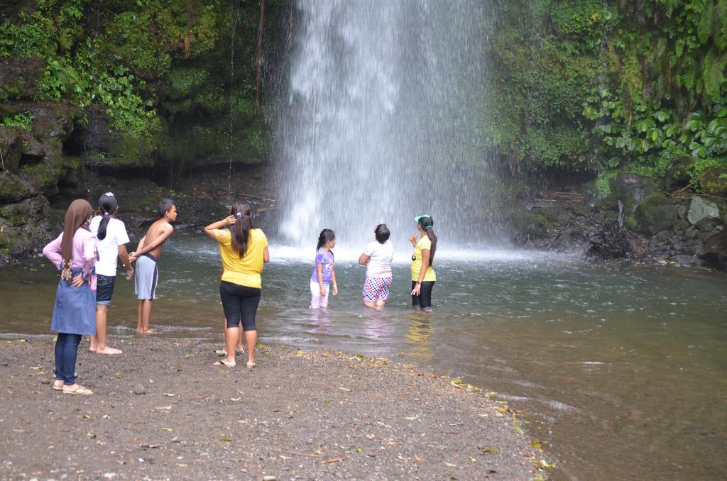 Villa Yukie Senggigi Montongbuwoh Dış mekan fotoğraf