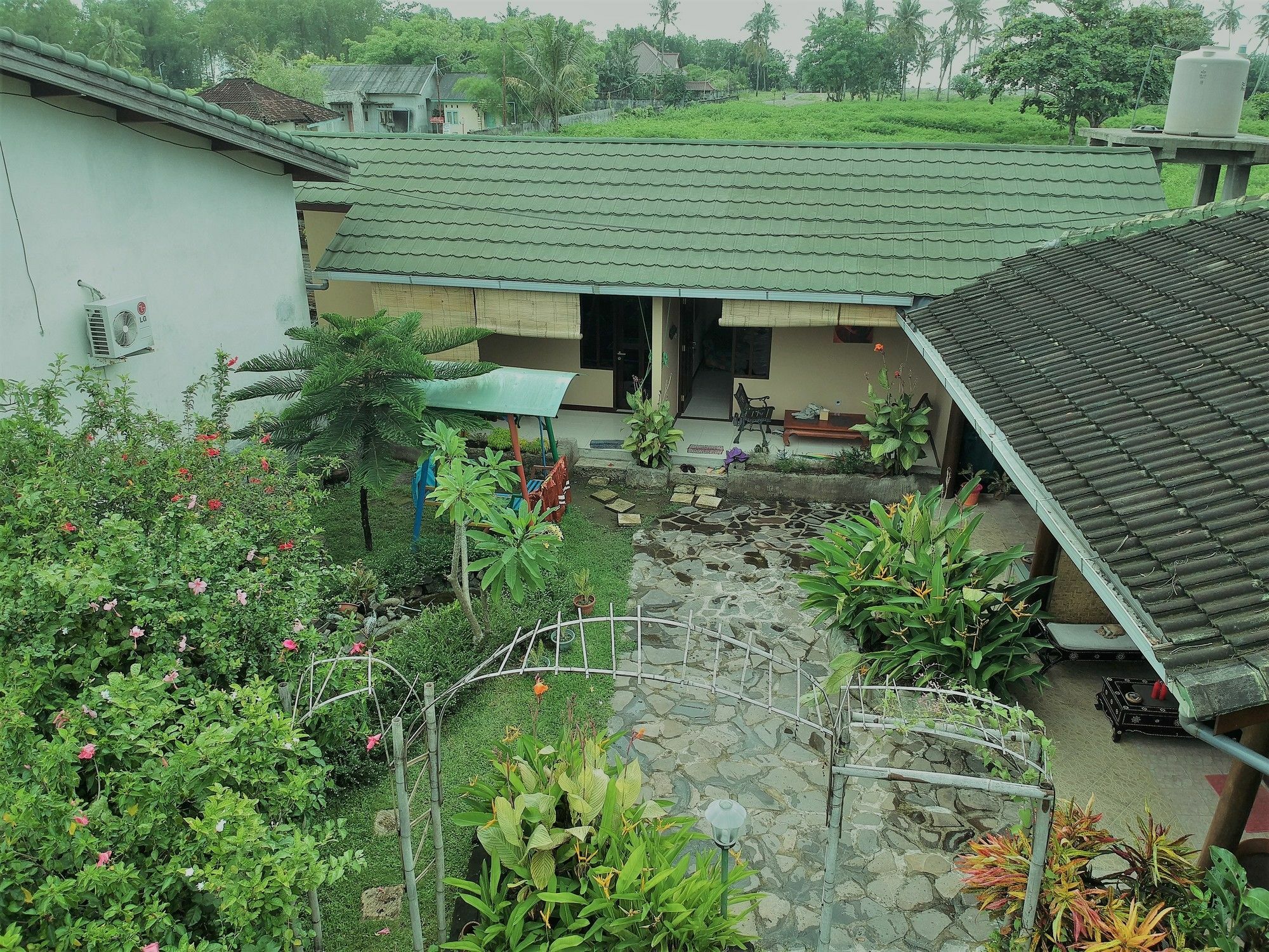 Villa Yukie Senggigi Montongbuwoh Dış mekan fotoğraf