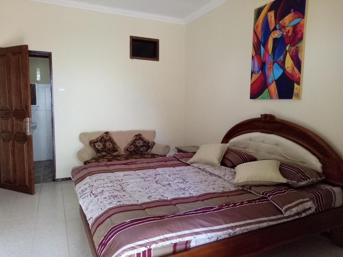 Villa Yukie Senggigi Montongbuwoh Dış mekan fotoğraf