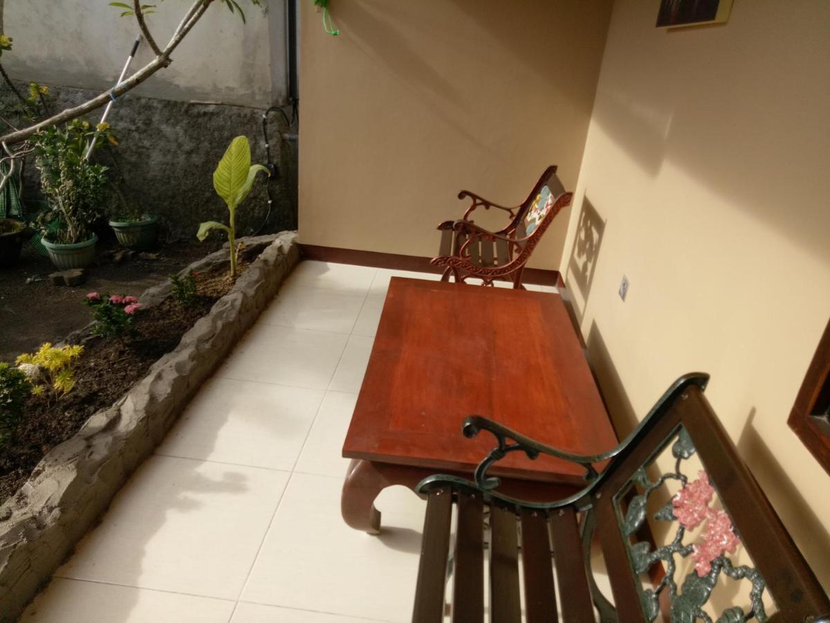 Villa Yukie Senggigi Montongbuwoh Dış mekan fotoğraf